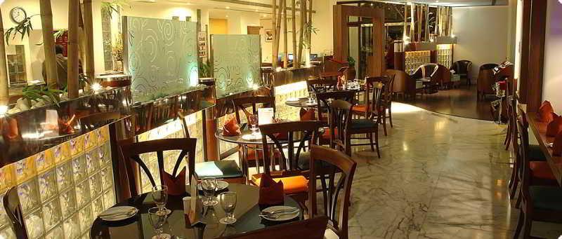 Ramee California Hotel Manama Eksteriør bilde