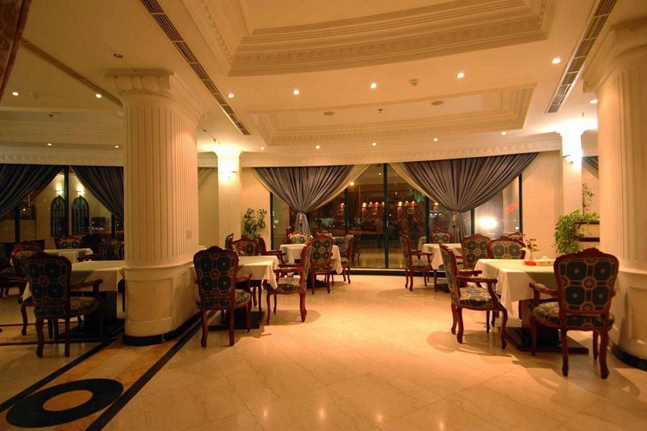 Ramee California Hotel Manama Restaurant bilde