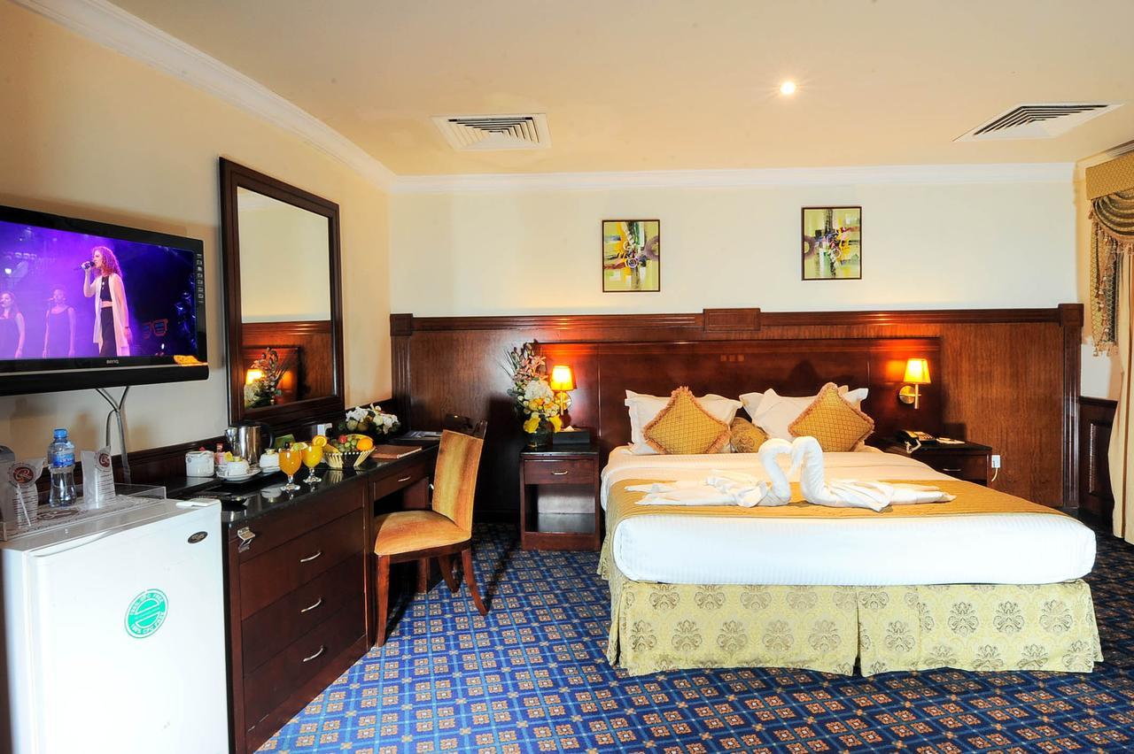 Ramee California Hotel Manama Eksteriør bilde